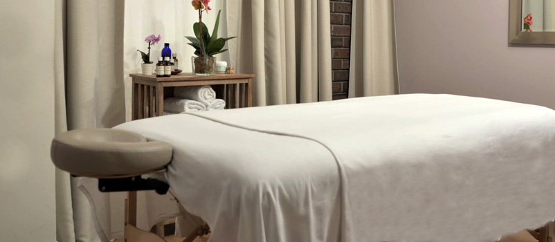 Keep in Touch Licensed Massage Therapist - Image & Logo